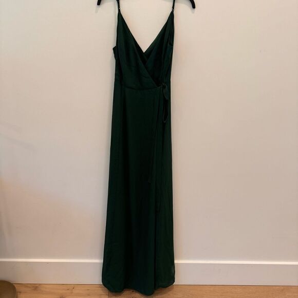 Wayf Ball gown - Picture 2 of 8